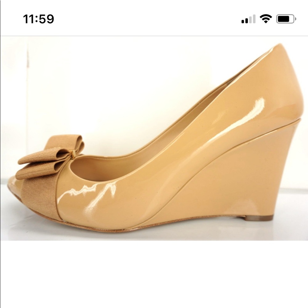 Tory Burch nude wedges
